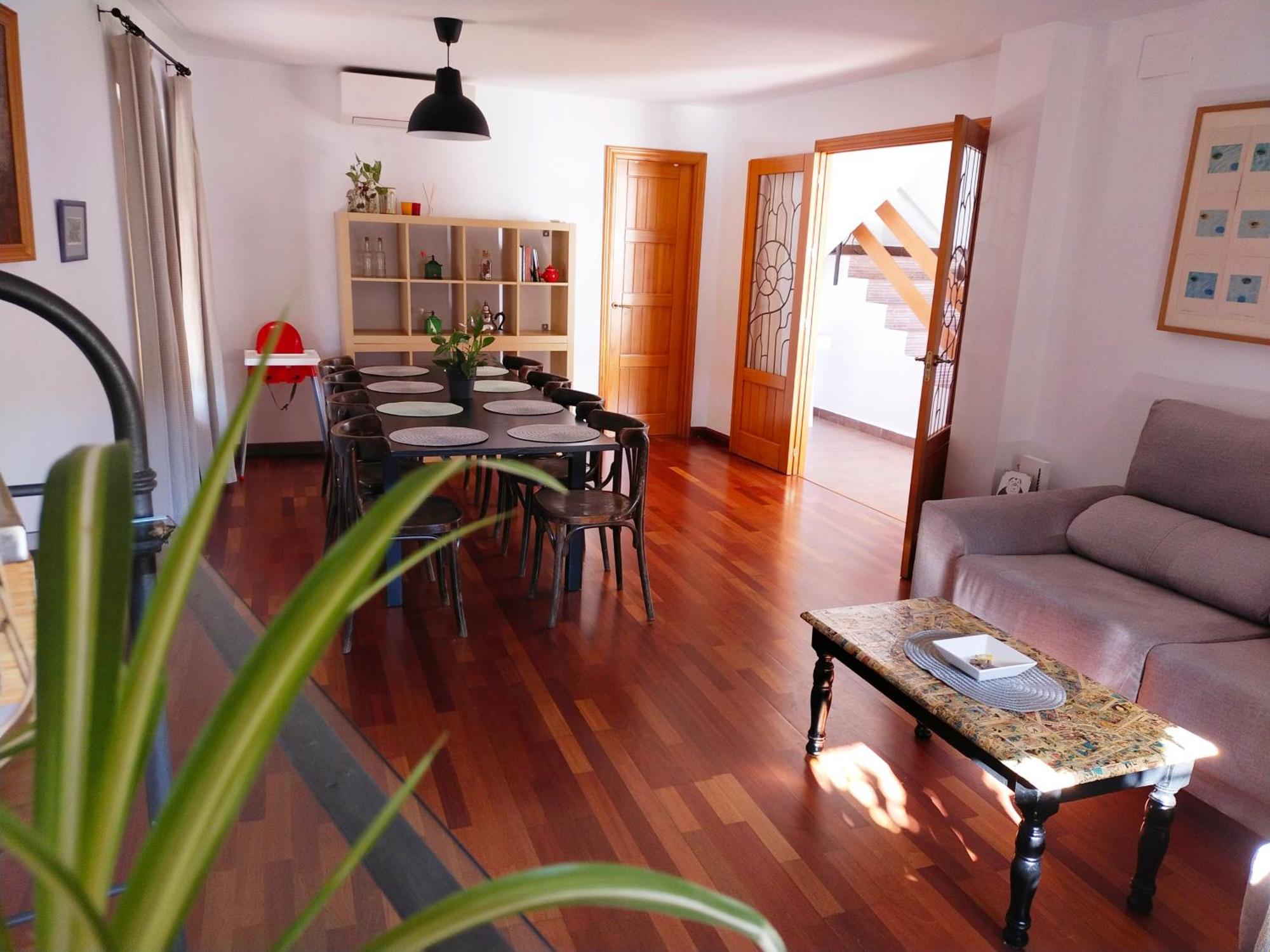 Preciosa Casa Grande Con Patio En 8pax Hébergement de vacances *