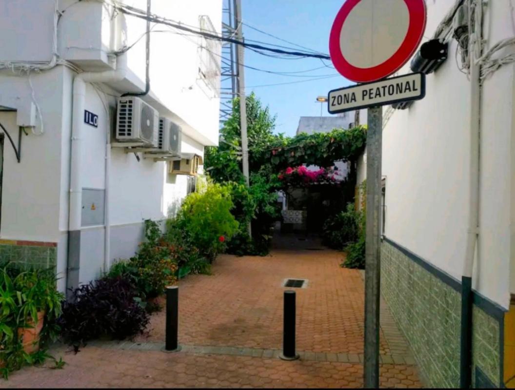 Preciosa Casa Grande Con Patio En 8pax Hébergement de vacances Séville