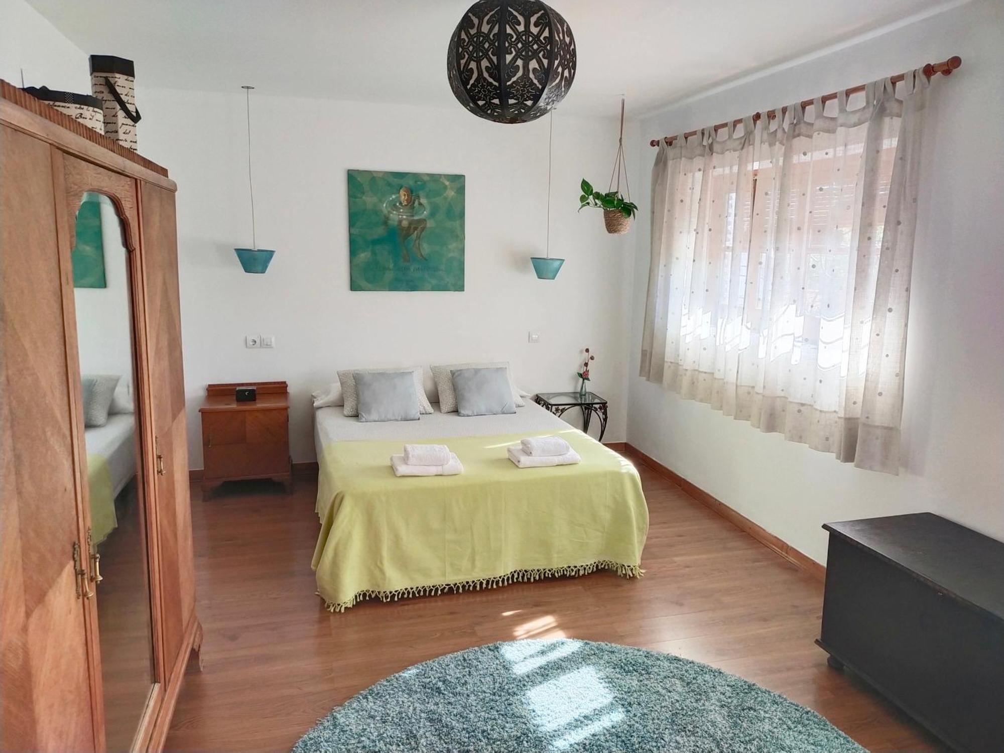 Preciosa Casa Grande Con Patio En 8pax Hébergement de vacances Séville