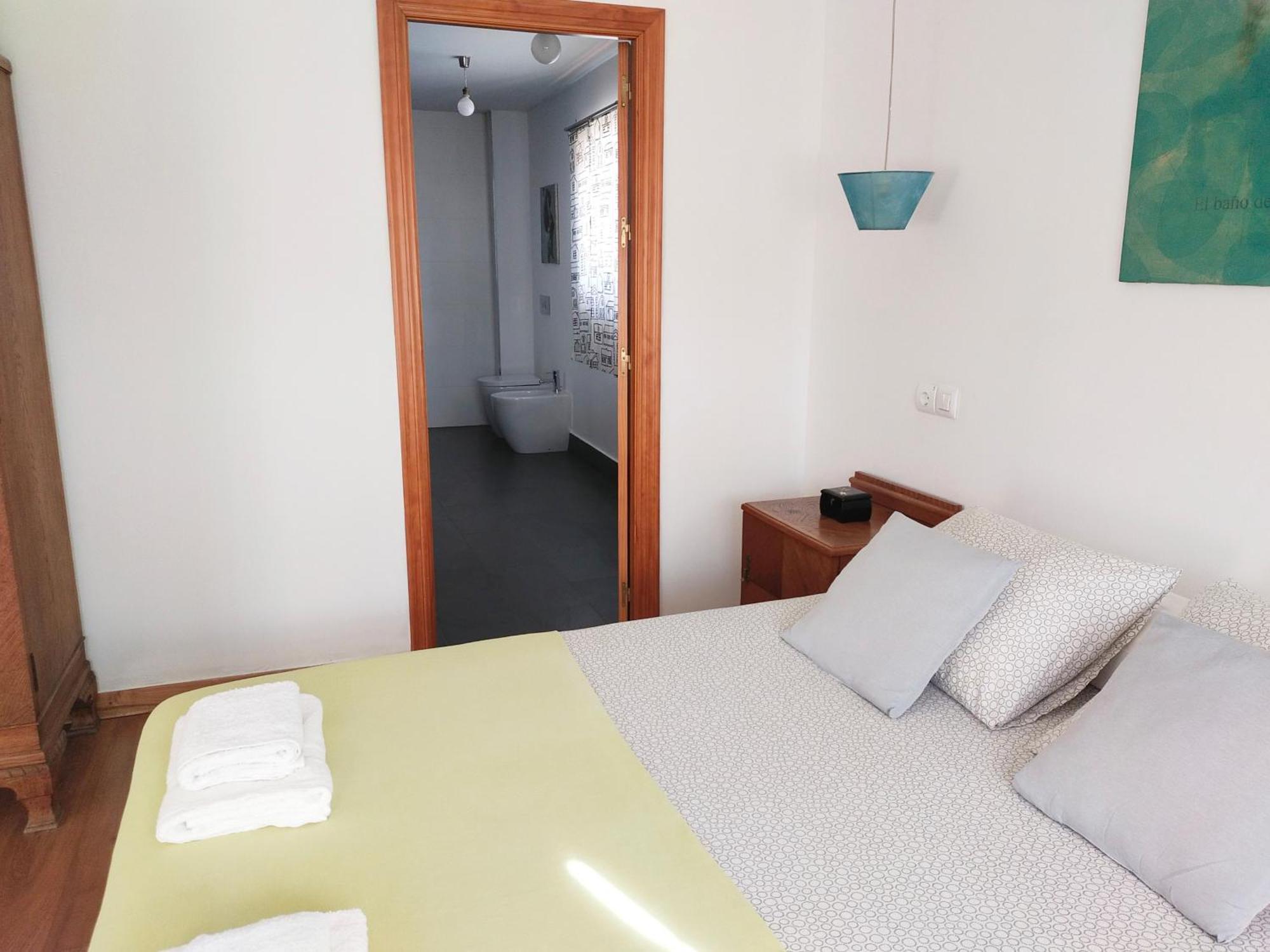 Preciosa Casa Grande Con Patio En 8pax Hébergement de vacances *